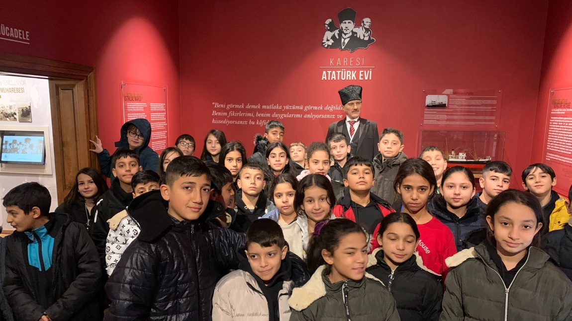 Okulumuz Öğrencileri Atatürk Evini Gezdi.